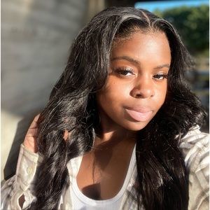 13x4 Transparent lace Body Wave Wig